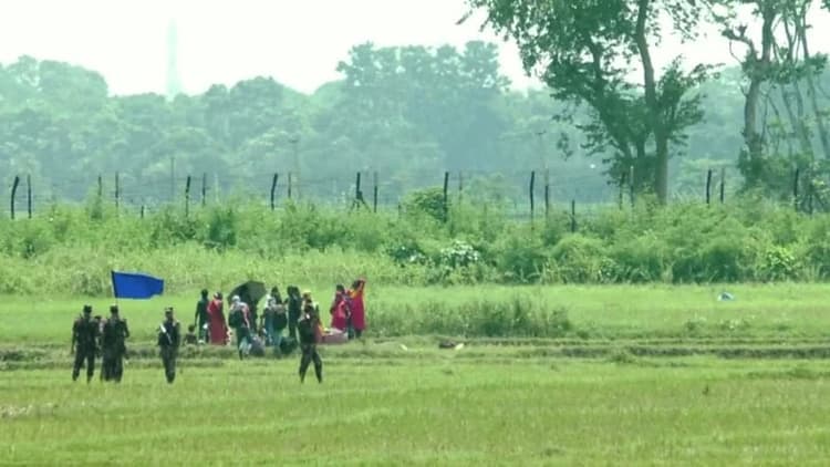 বিরামপুর সীমান্তে ৯ জনকে পুশইনের চেষ্টা, তিনজনকে ফেরত পাঠাল বিজিবি