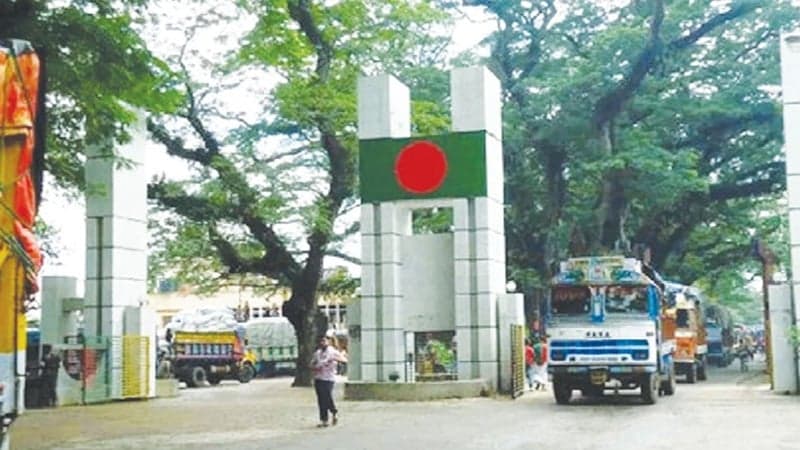 বেনাপোল স্থলবন্দরে আমদানি-রপ্তানি বন্ধ