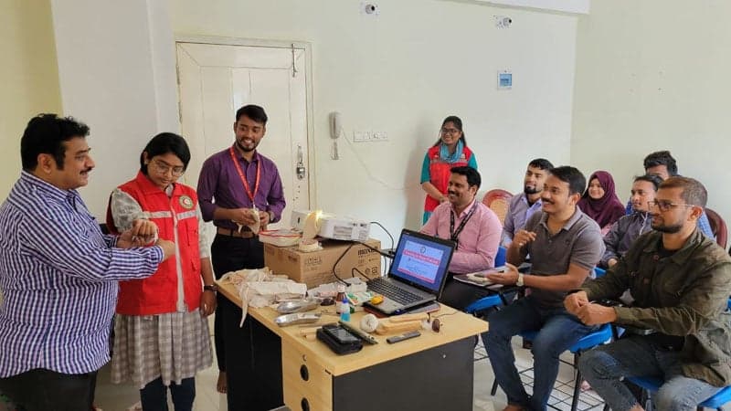 ‘জীবন বাঁচাতে ফাস্ট এইড প্রশিক্ষণ সবার জন্য প্রয়োজন’