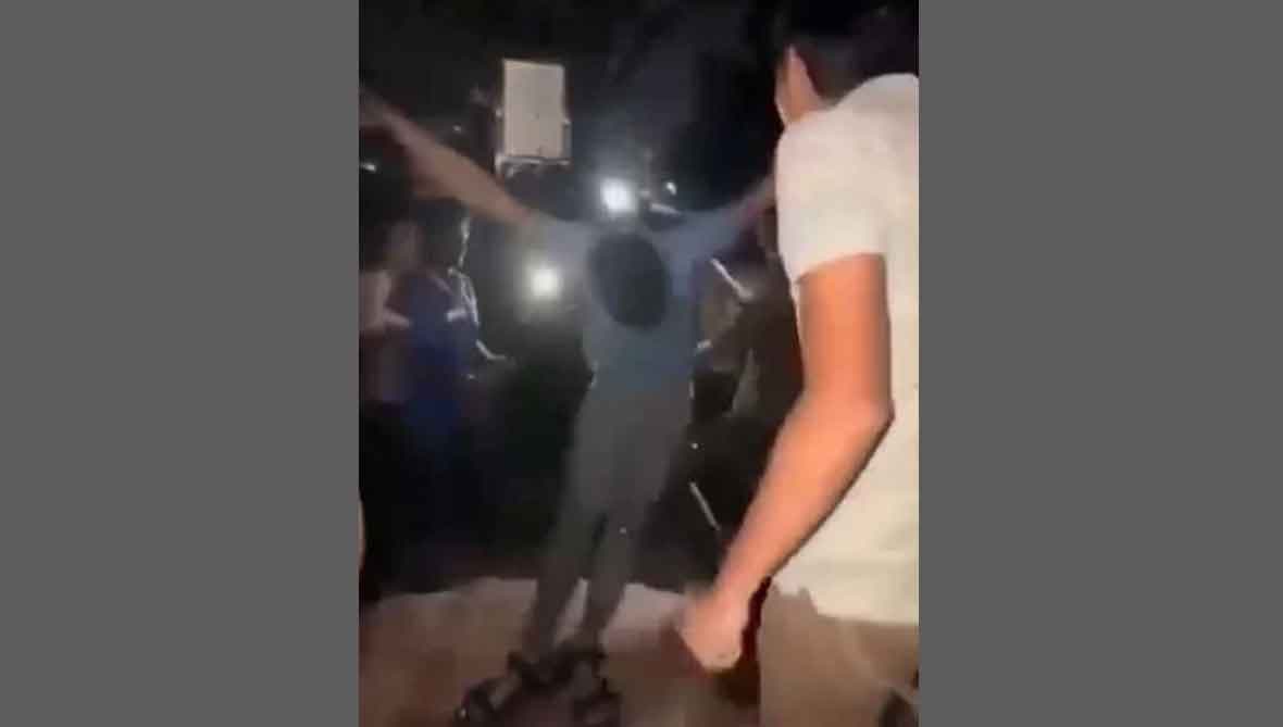 ‘গান গেয়ে গেয়ে’ তরুণকে পিটিয়ে হত্যা