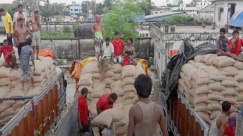 ৮ দিনে ভোমরা বন্দর দিয়ে সাড়ে ৬ হাজার টন চাল আমদানি