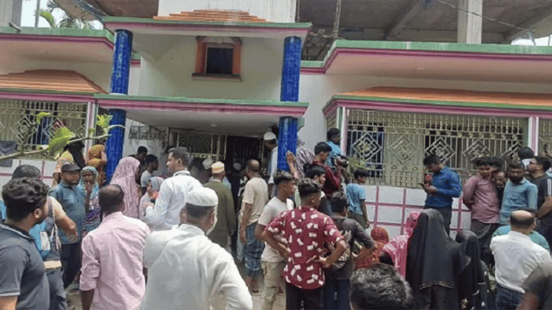 গাজীপুরে একই পরিবারের ৫ জনকে হত্যা: ঘাতকের পরিচয় শনাক্ত