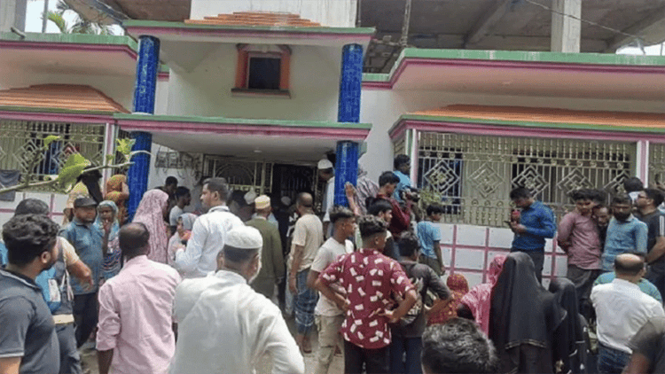 গাজীপুরে একই পরিবারের ৫ জনকে হত্যা: ঘাতকের পরিচয় শনাক্ত