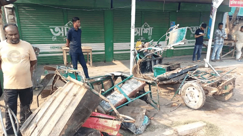 নাটোরে ট্রাক–অটোরিকশা সংঘর্ষে  নিহত ৩