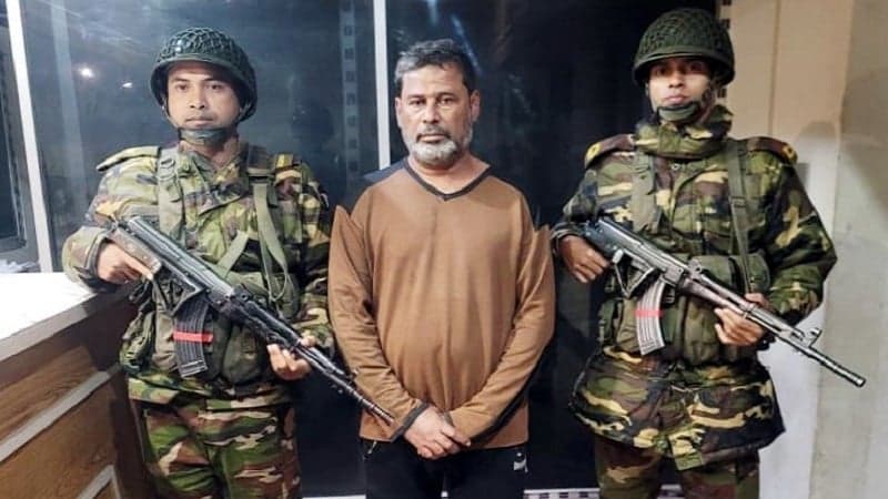 কুমিল্লা মহানগর আওয়ামী লীগ নেতা কবির শিকদার গ্রেপ্তার