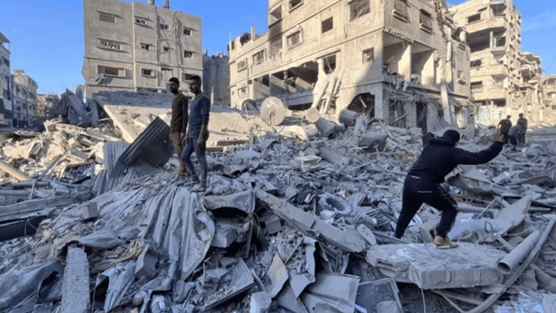 গাজায় ইসরায়েলের দিনভর হামলায় নিহত ৩৬