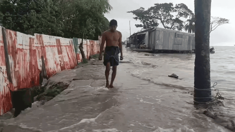 ভোলায় লঘুচাপে ৫ হাজারের বেশি ঘরবাড়ি ক্ষতিগ্রস্ত