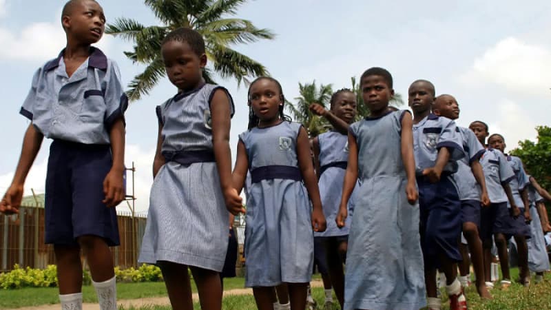 আফ্রিকায় প্রায় ১০ কোটি শিশু ও তরুণ স্কুলে যায়না