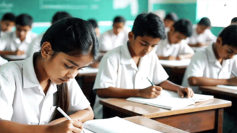 অষ্টম শ্রেণির অনলাইন রেজিস্ট্রেশন স্থগিত করল শিক্ষা মন্ত্রণালয়