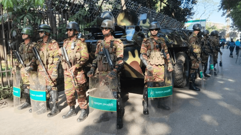 শেখ হাসিনার রায় ঘিরে রাজধানীতে নিরাপত্তা জোরদার, তল্লাশি