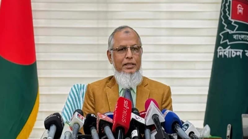 আদালতের নির্দেশ পেলে ভোট পুনর্গণনার সিদ্ধান্ত নেওয়া হবে: ইসি আনোয়ারুল