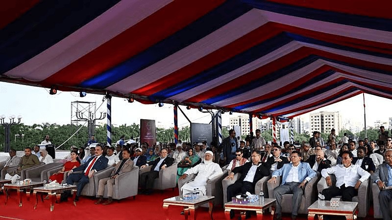 সংসদ প্রাঙ্গণে যুক্তরাষ্ট্রের স্বাধীনতা দিবসের অনুষ্ঠান নিয়ে উদ্বেগ, প্রতিবাদে সমাবেশের ঘোষণা