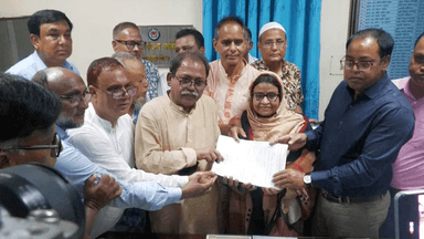 মির্জা ফখরুলের ছেড়ে দেওয়া আসনে ভাইয়ের মনোনয়ন জমা