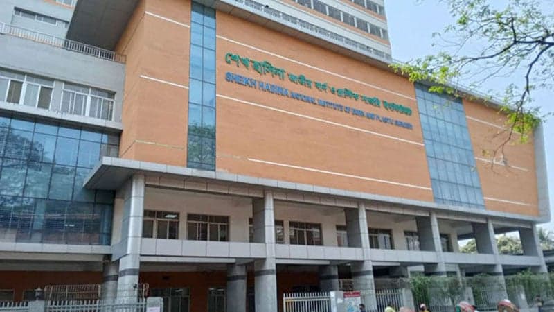 মিরপুরে গ্যাস সিলিন্ডার বিস্ফোরণে একই পরিবারের ৬ জন দগ্ধ