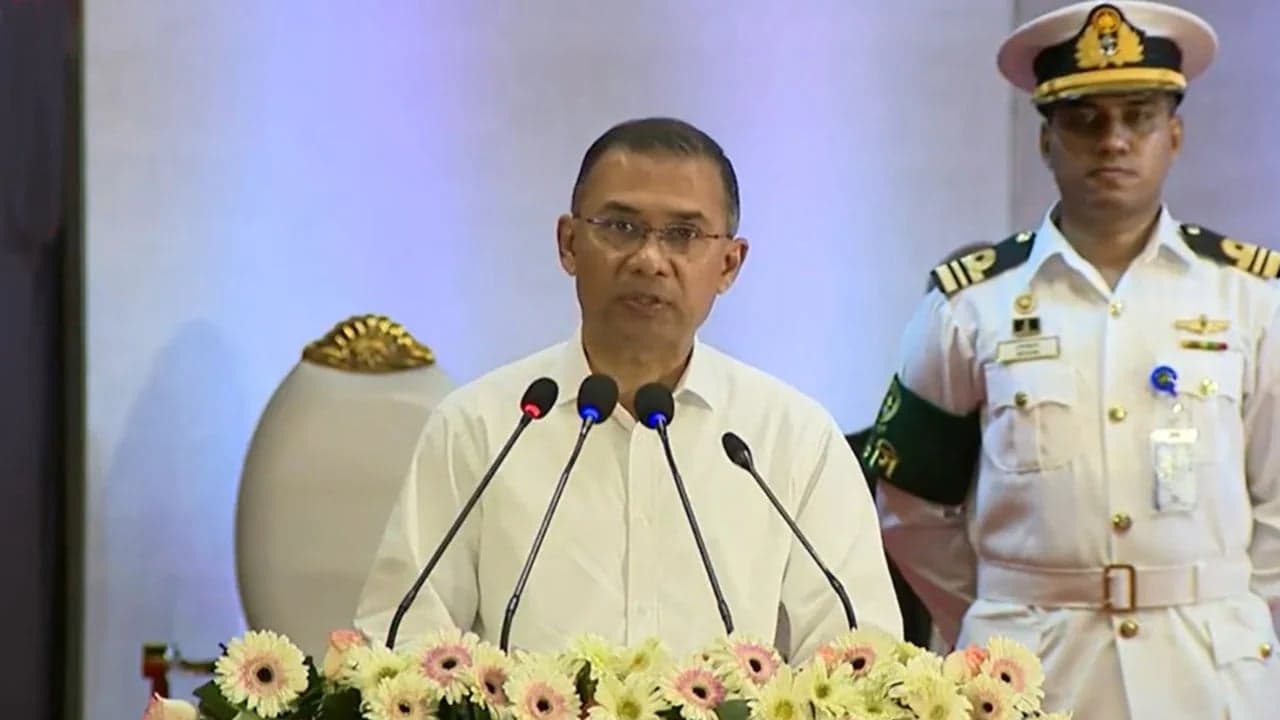 শিক্ষা ও বিজ্ঞান-প্রযুক্তির মাধ্যমে দেশকে এগিয়ে নিতে চায় সরকার: প্রধানমন্ত্রী