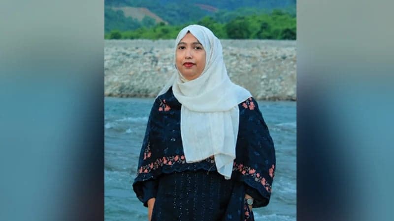 বঙ্গবন্ধুকে শ্রদ্ধা জানিয়ে পোস্ট, সাময়িক বরখাস্ত কলেজশিক্ষক