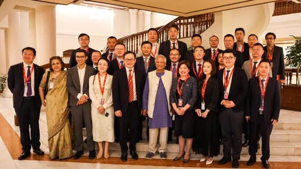 চীনা ও কোরিয়ান বিনিয়োগকারীদের জন্য প্রাতঃরাশ বৈঠকের ঘোষণা প্রধান উপদেষ্টার