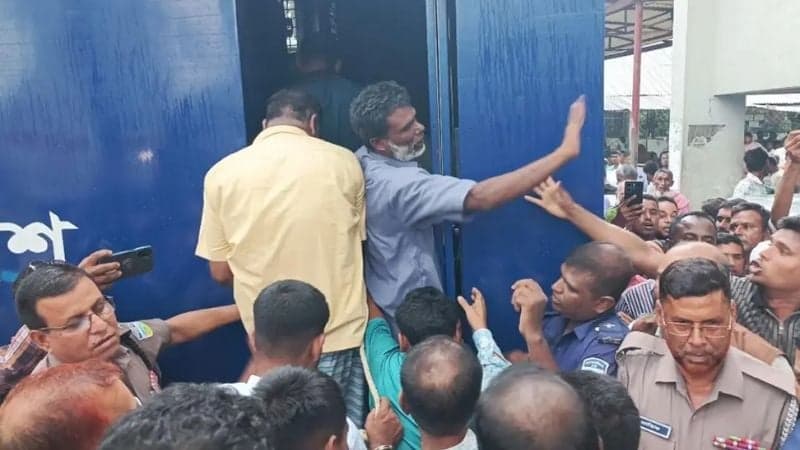 জামালপুরে চাচা-ভাতিজা হত্যা মামলায় ৭ জনের ফাঁসি