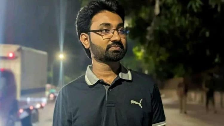 পুরান ঢাকায় জবি শিক্ষার্থীকে ছুরিকাঘাতে হত্যা