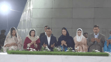 বাবা ও মায়ের কবর জিয়ারত করলেন প্রধানমন্ত্রী তারেক জিয়া