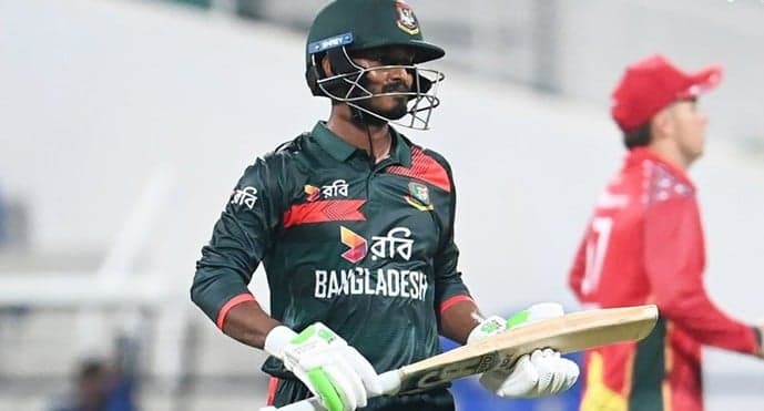 ত্রিদেশীয় সিরিজে ব্যাটিং ব্যর্থতায় জিম্বাবুয়ের কাছে বড় হার বাংলাদেশের