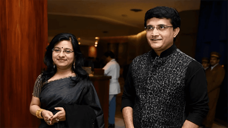 ভারতীয় কিংবদন্তি সৌরভ গাঙ্গুলি ও তার স্ত্রীকে প্রাণনাশের হুমকি
