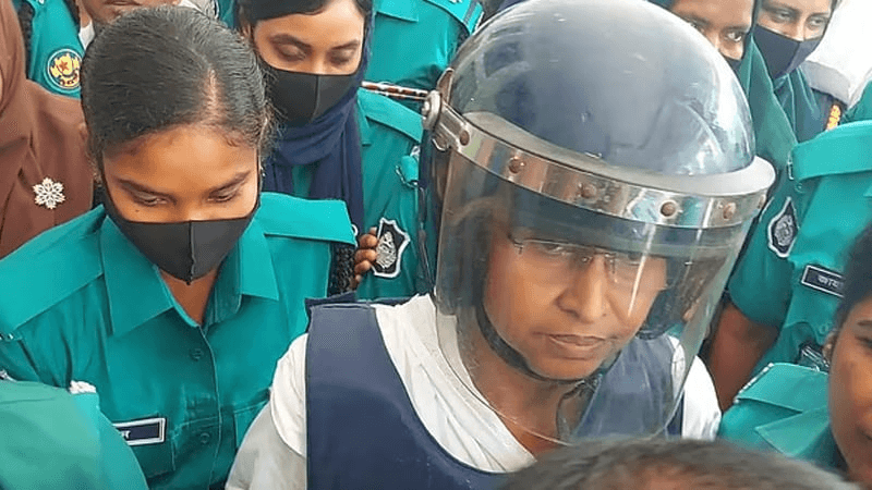 মরে প্রমাণ করা লাগবে আমরা যে অসুস্থ: আদালতে দীপু মনির প্রশ্ন 