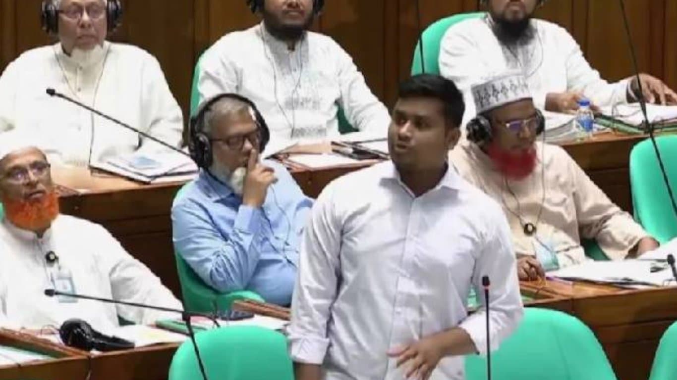 অফিস পেয়ে আবার গাড়িও চাইলেন হাসনাত আব্দুল্লাহ