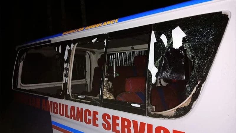 ব্রাহ্মণবাড়িয়ায় লাশবাহী অ্যাম্বুলেন্সে ডাকাতি, মরদেহকে ছুরিকাঘাত