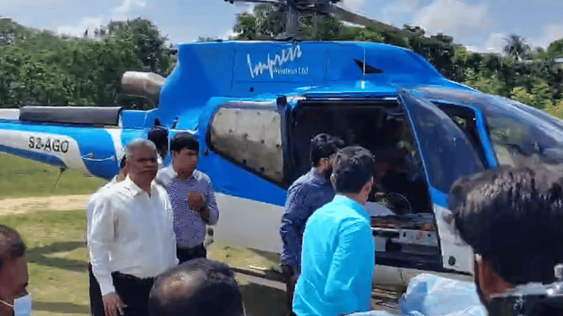 স্ট্রোকে আক্রান্ত রাবি শিক্ষার্থীকে এয়ার অ্যাম্বুলেন্সে ঢাকায় পাঠাল প্রশাসন