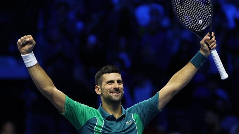 শীর্ষে থেকেই বছর শেষ করছেন জোকোভিচ