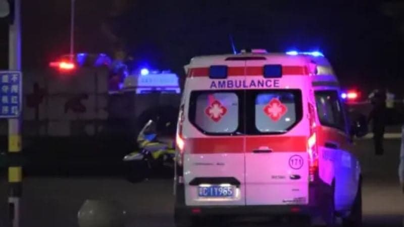 চীনে ভিড়ের মধ্যে গাড়িচাপা, নিহত অন্তত ৩৫ জন