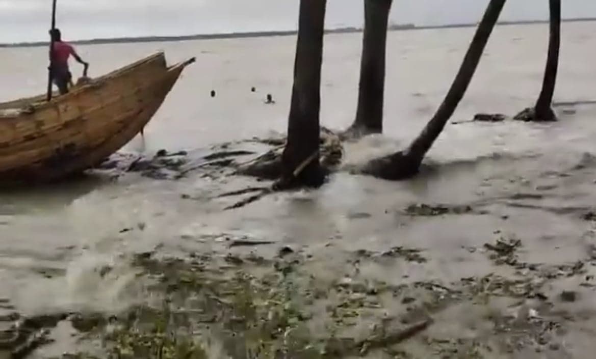 সোমবার সকালের মধ্যে দুর্বল হবে ঘূর্ণিঝড় রিমাল