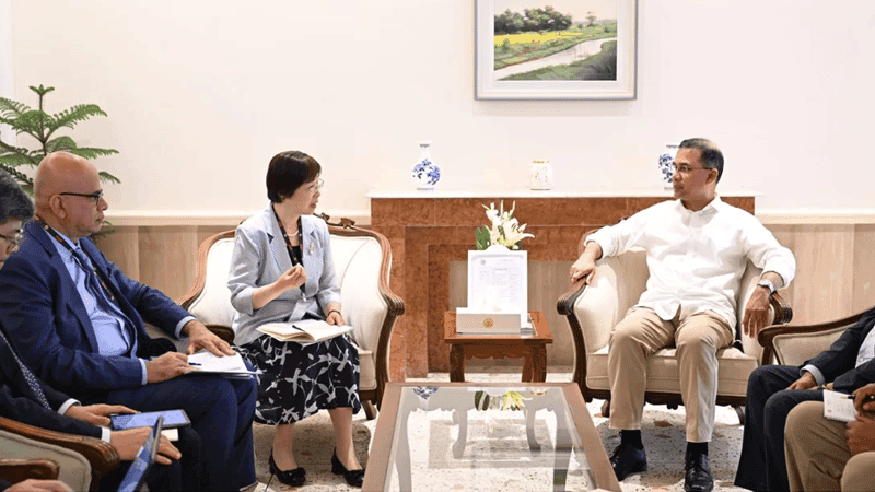 প্রধানমন্ত্রীর সঙ্গে এআইআইবি প্রতিনিধি দলের বৈঠক