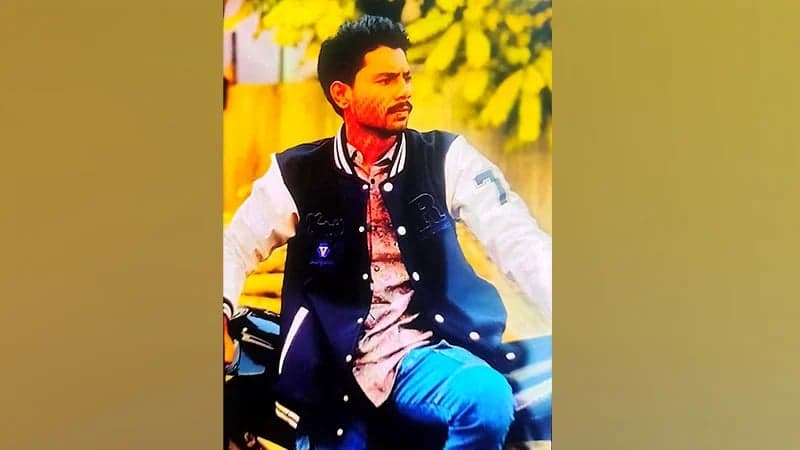 মোটরসাইকেল তল্লাশিতে পুলিশকে কুপিয়ে পালাল স্বেচ্ছাসেবক দলের নেতার ছেলে