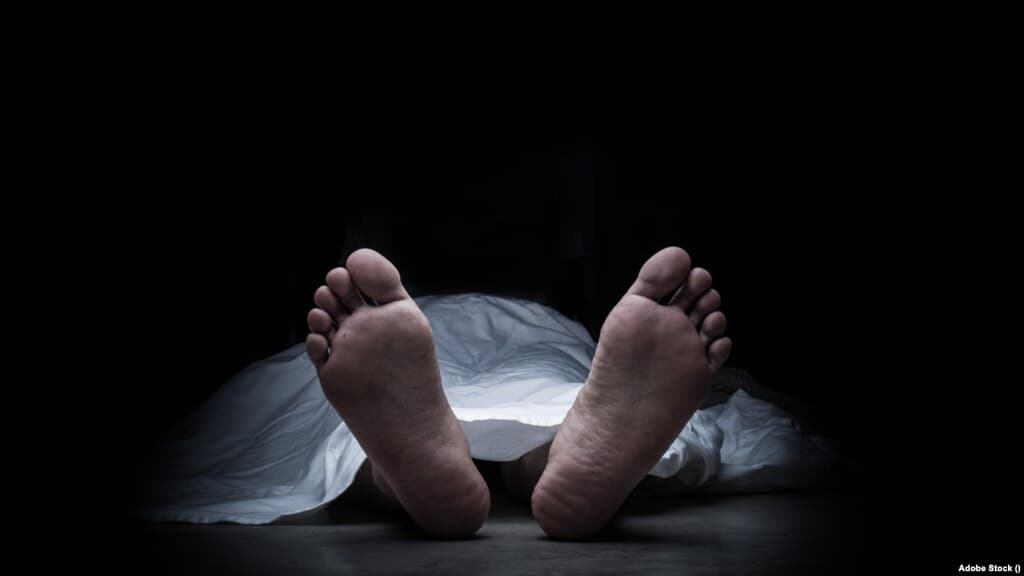 ‘আমাকে রেখে বাবাকে আনতে যেও না’
