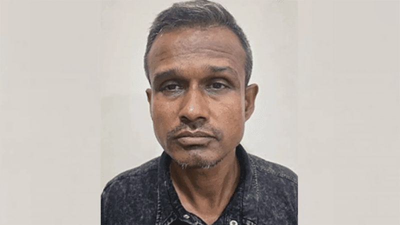 বগুড়ায় ড্রেনে রক্তাক্ত কুকুর, প্রধানমন্ত্রীর নির্দেশে অভিযুক্ত গ্রেপ্তার