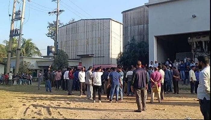 চট্টগ্রামে এস আলম গ্রুপের ৬ কারখানা বন্ধ ঘোষণা