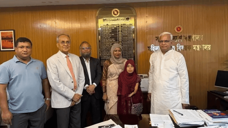 দুই হাত ছাড়াই পা দিয়ে লিখে কামিল পাস, এবার বিশেষ শিশুদের শিক্ষক হলেন নিলা