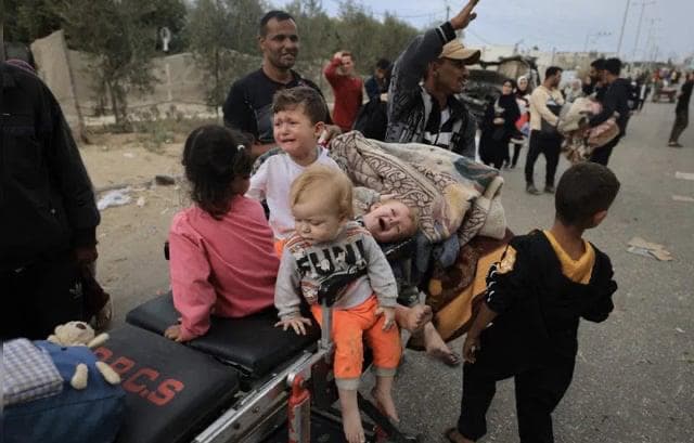 গাজায় মিলছে না একটা রুটিও: জাতিসংঘ