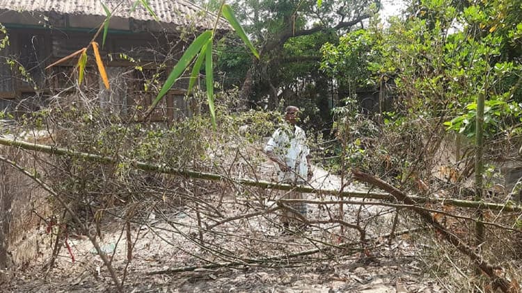 চান্দিনায় ১৮ দিন অবরুদ্ধ দুই পরিবারে ঈদ আসেনি