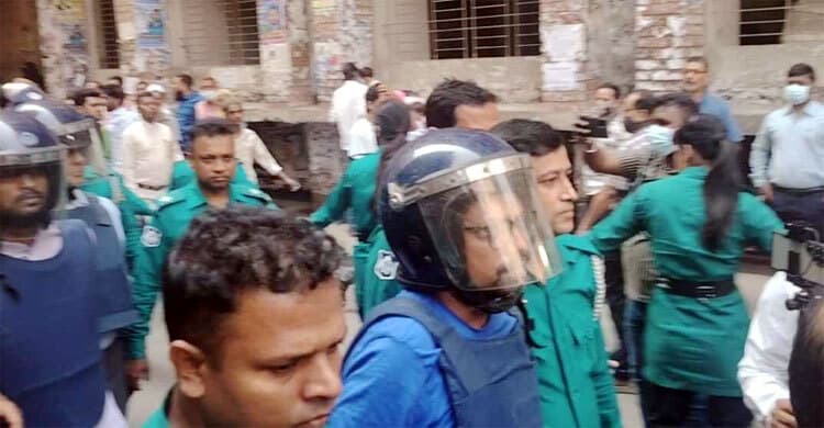 যাত্রাবাড়ীর ওবায়দুল হত্যা মামলায় চারদিনের রিমান্ডে পলক