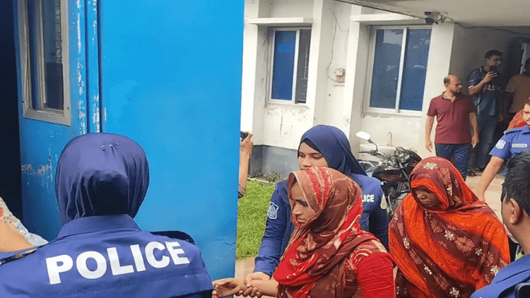 আসামির মৃত্যুর গুজব ছড়িয়ে থানায় হামলা, গ্রেপ্তার ১৮