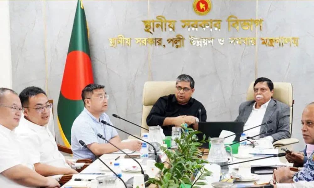 ডিএসসিসির বর্জ্য থেকে ৪৫ মেগাওয়াট বিদ্যুৎ উৎপাদনে চীনা প্রতিষ্ঠানের সঙ্গে বৈঠক