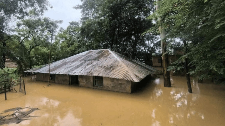 বাঁশখালীতে পাহাড়ি ঢলে ভেসে দুই শিশুর মৃত্যু