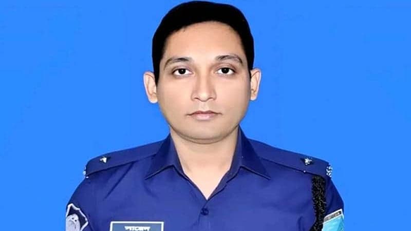 আশুলিয়ায় লাশ পোড়ানোর ঘটনায় অভিযুক্ত ওসি সায়েদ গ্রেপ্তার
