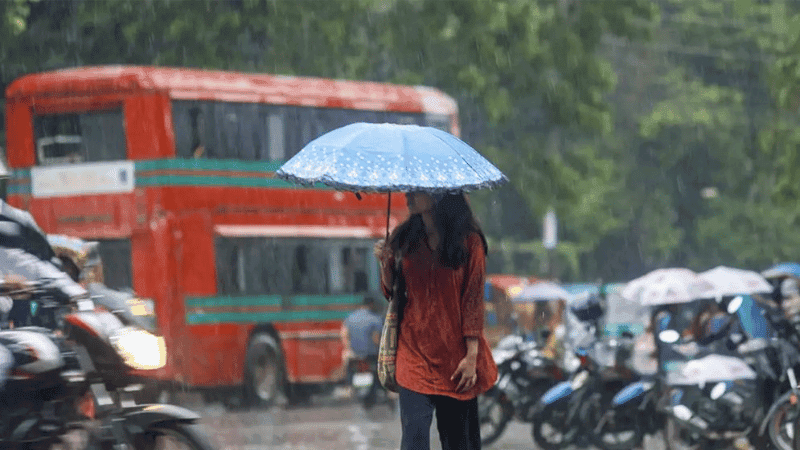 ঢাকায় হালকা বৃষ্টির সম্ভাবনা, গরম থেকে মিলতে পারে স্বস্তি