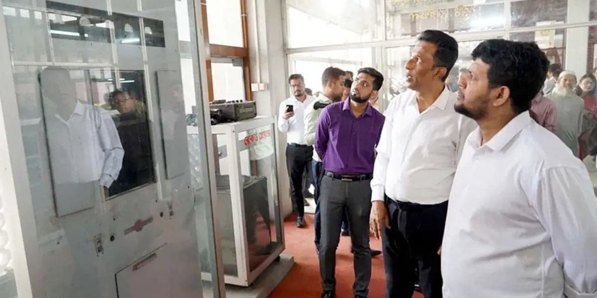 শ্রোতার চাহিদা অনুযায়ী বেতারকে যুগোপযোগী করতে হবে: মাহফুজ আলম