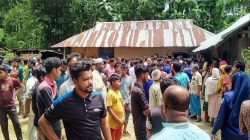 খাগড়াছড়িতে ঘরে ঢুকে মা-মেয়েকে গলা কেটে হত্যা