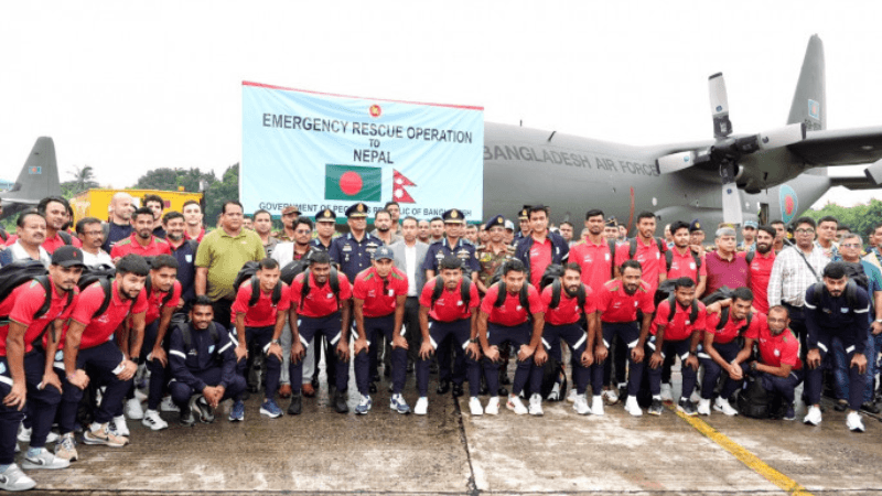 নেপাল থেকে ফিরেছে জাতীয় ফুটবল দল, আটকা পড়া নাগরিক